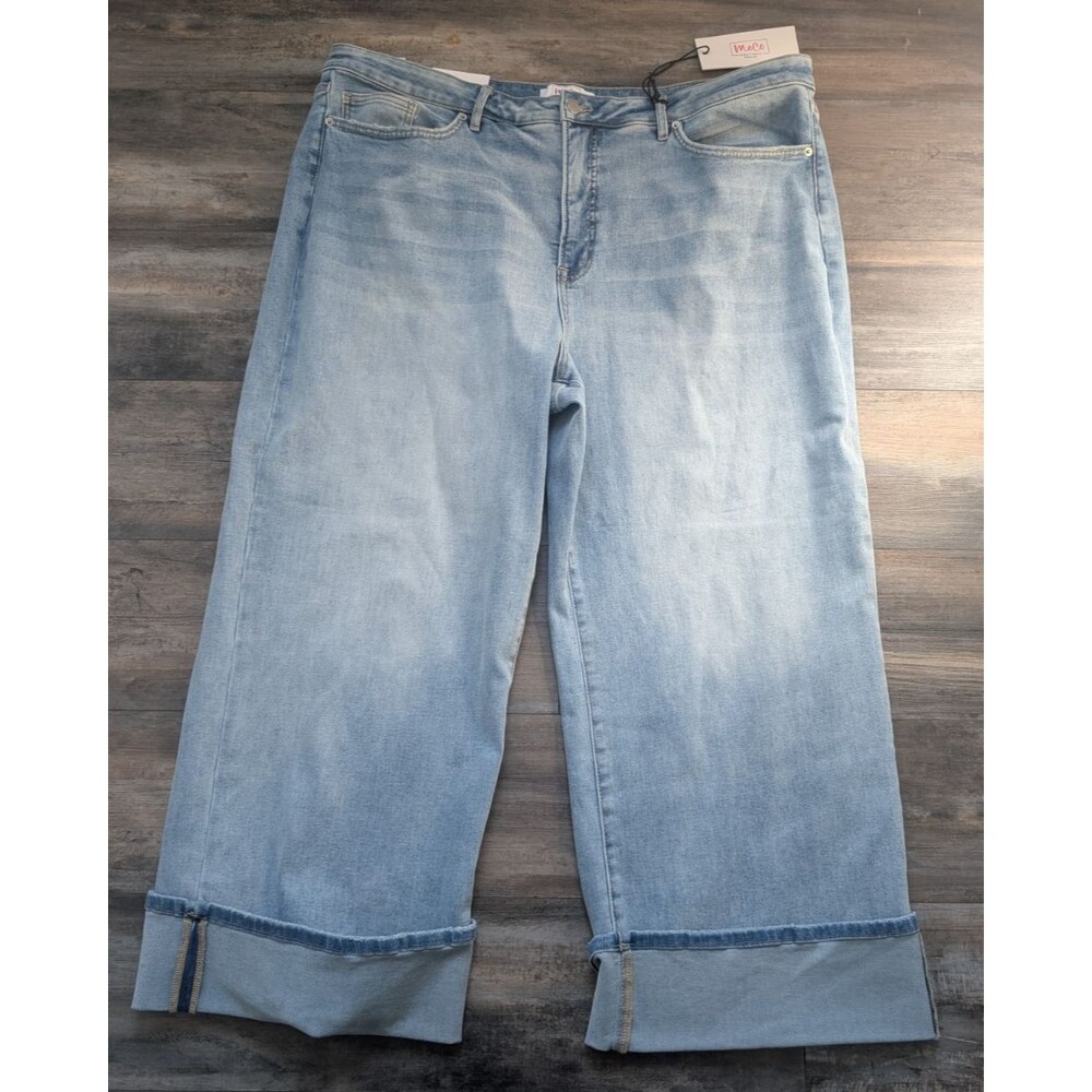 NWT Moco Boutique Off The Cuff Wide Leg Cuffed Tummy Control Cropped Jeans 24W
